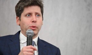 实测GPT-5：写作“AI味”浓，代码“美而无用”，OpenAI为何急于打响价格战