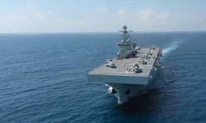 中国被骗了？当我们猛造航母的时候，美国却开始重点打造两栖舰