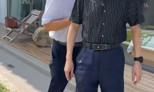 没参加杨少华葬礼！侯耀华开直播，解释不去天津：不愿意看到某人