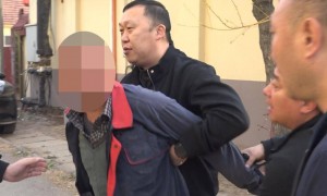 小卖部店主夫妻被害，凶手留下“血掌纹”！22年后这起命案破了